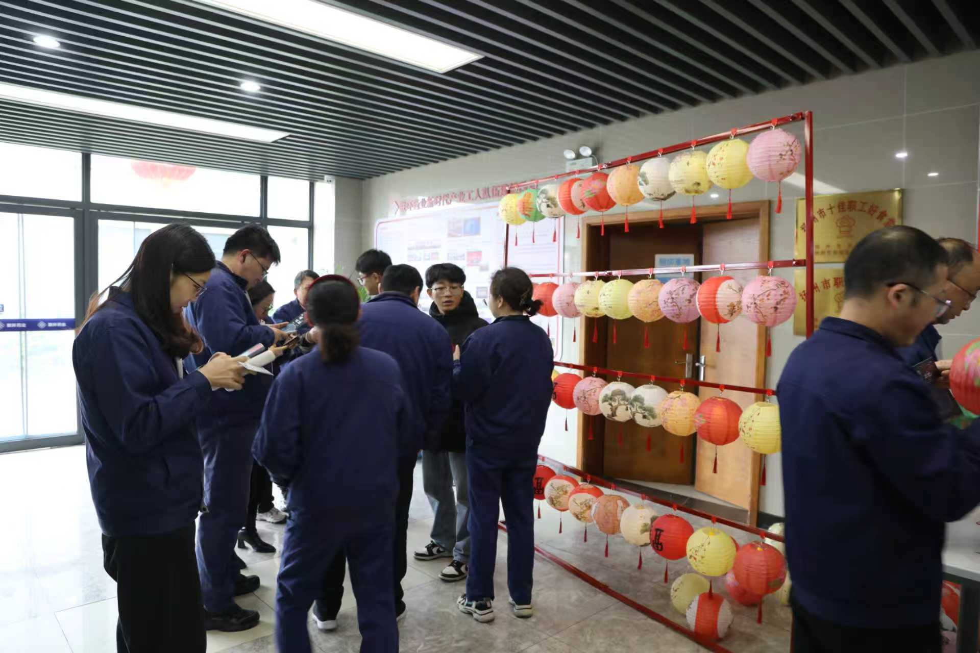 5c91f9bcaf282e0cf1ff6d26343f23dc.jpg 5c91f9bcaf282e0cf1ff6d26343f23dc.jpg